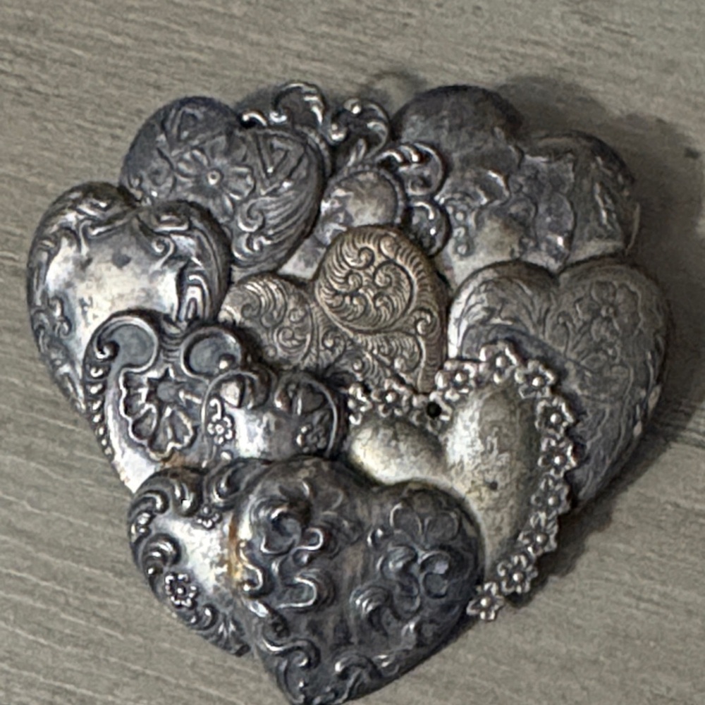 Heart Brooch with Intricate Designs preloved